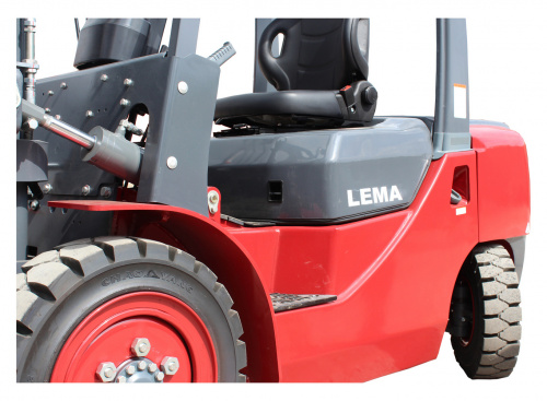 Дизельный погрузчик LEMA FD 25 DX 30